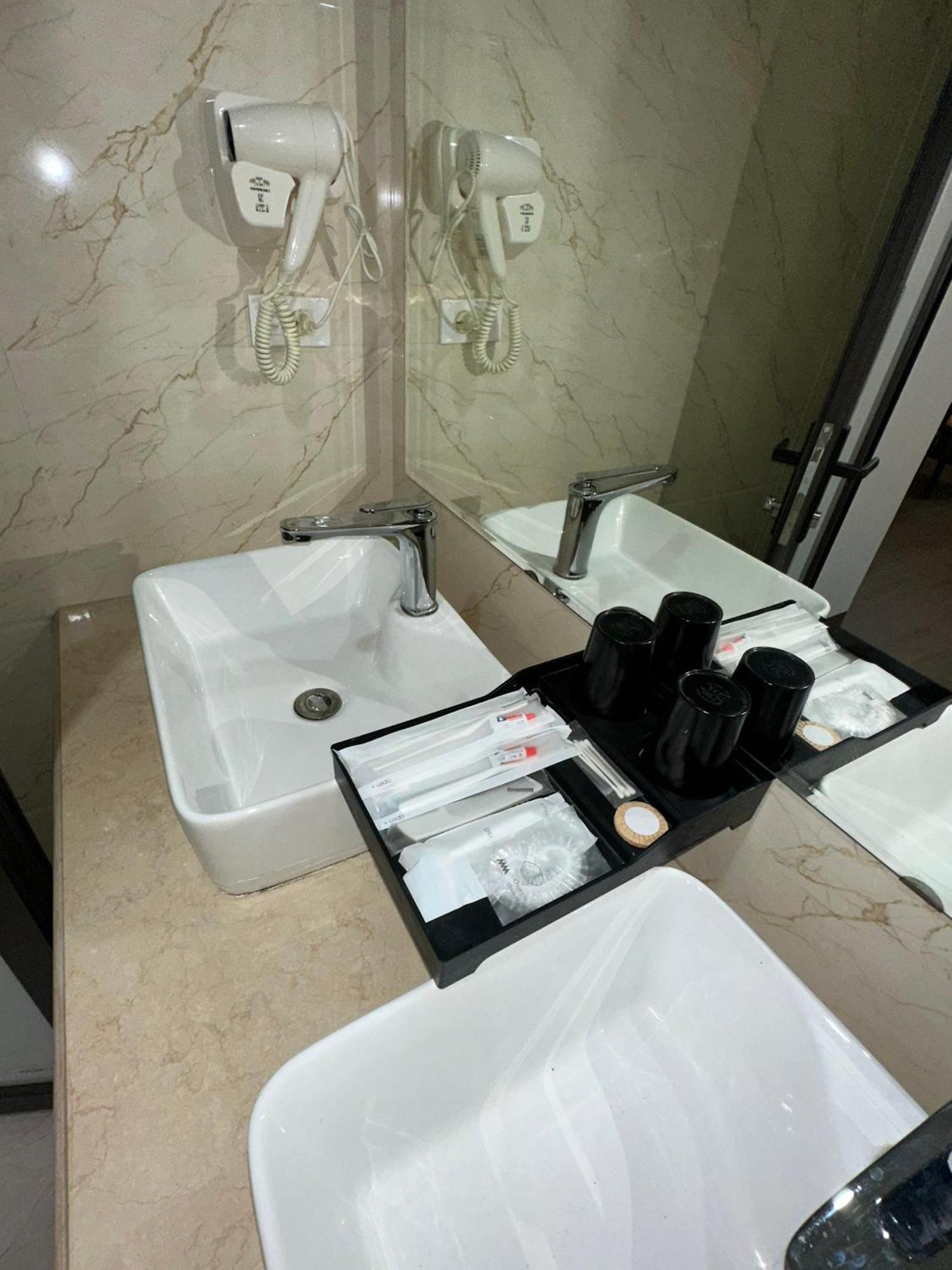 Vinh Khang Ha Long Hotel Luaran gambar